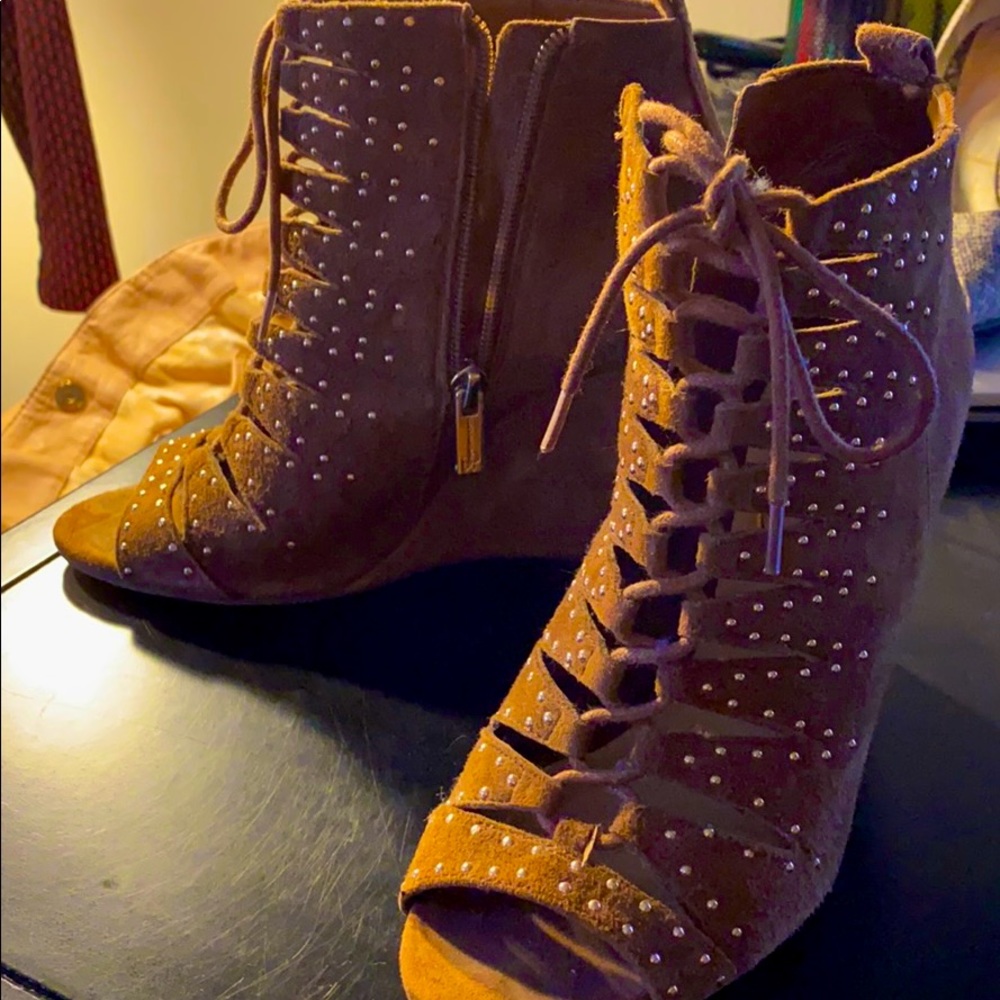 Jessica Simpson Wedge Shoes 6.5